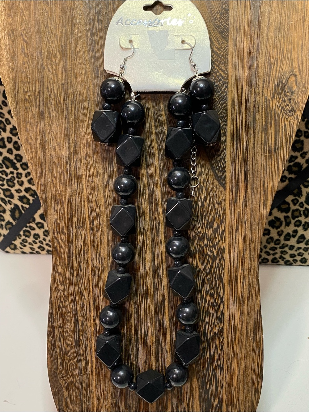 Black Geometric & Round Beaded Statement Necklace & Earrings Set NWT Stunning